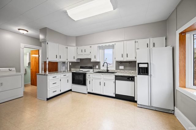 412 W Jackson Street, Mulberry, IN 46058