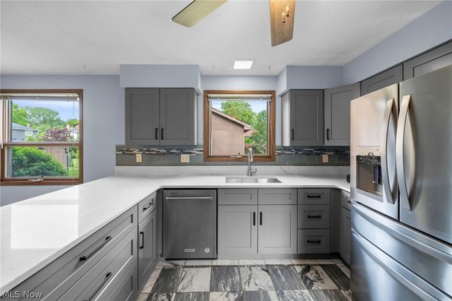 24707 Westwood, Westlake, OH 44145
