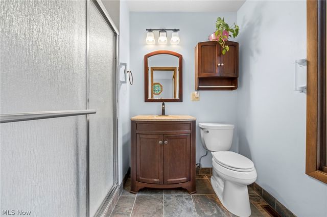 24707 Westwood, Westlake, OH 44145