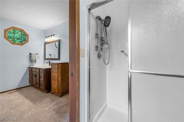 24707 Westwood, Westlake, OH 44145