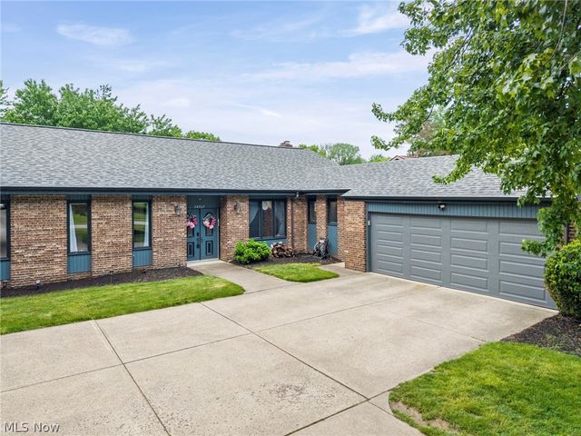 24707 Westwood, Westlake, OH 44145