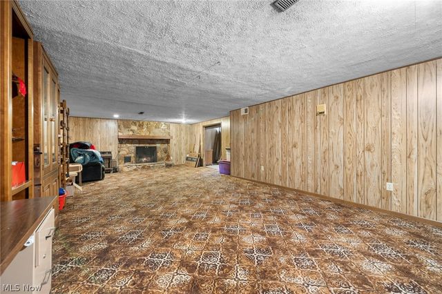 24707 Westwood, Westlake, OH 44145