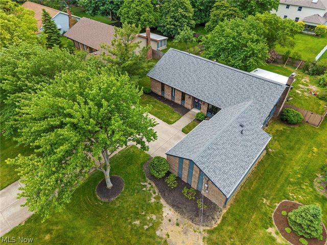 24707 Westwood, Westlake, OH 44145