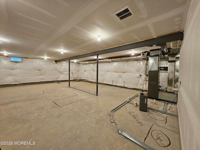 1104 Navigator Avenue, Marlboro, NJ 07746