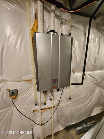 1104 Navigator Avenue, Marlboro, NJ 07746