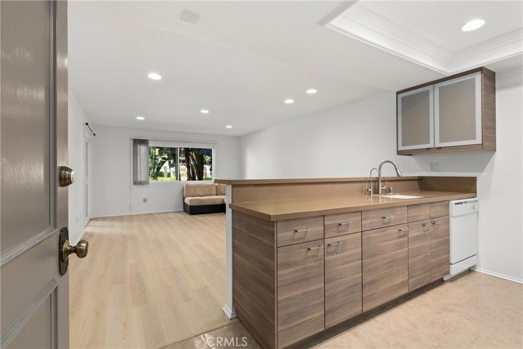 10737 San Diego Mission Road 106, San Diego, CA 92108 — photo 4