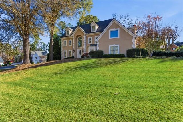 125 Savannah Estates Drive, Atlanta, GA 30350