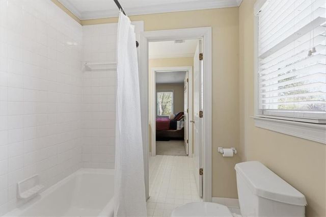 125 Savannah Estates Drive, Atlanta, GA 30350