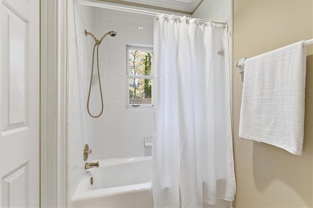 125 Savannah Estates Drive, Atlanta, GA 30350