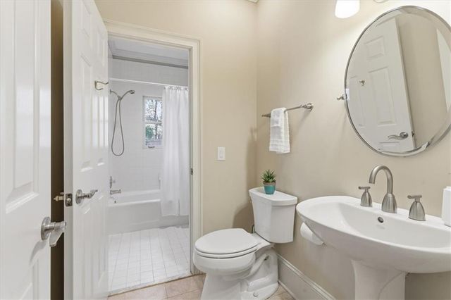 125 Savannah Estates Drive, Atlanta, GA 30350