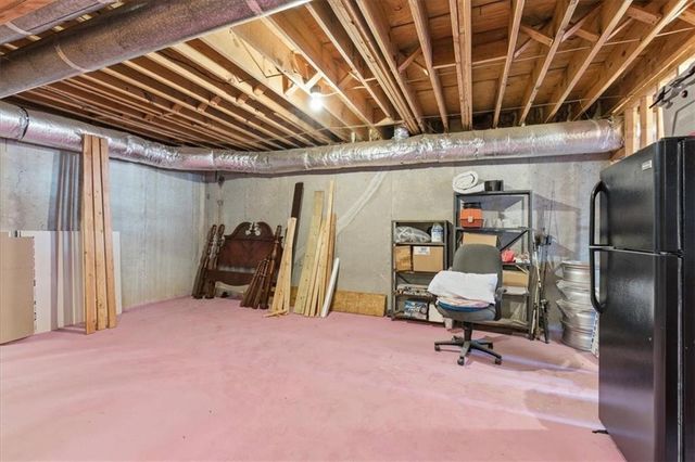 125 Savannah Estates Drive, Atlanta, GA 30350