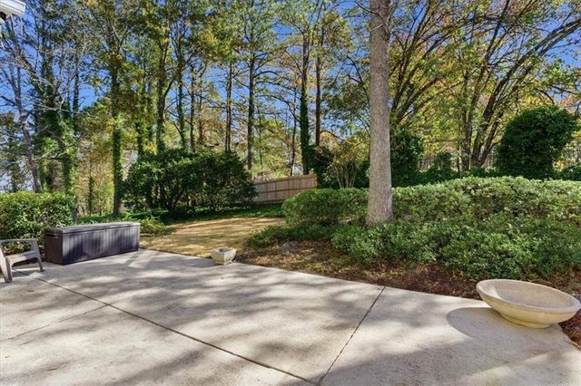 125 Savannah Estates Drive, Atlanta, GA 30350