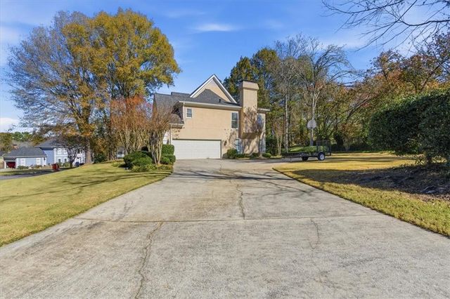 125 Savannah Estates Drive, Atlanta, GA 30350