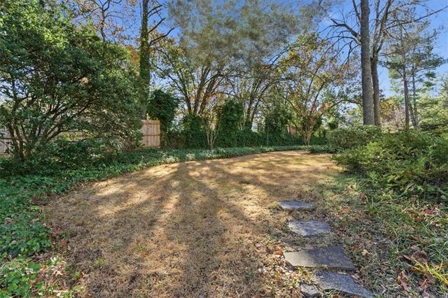 125 Savannah Estates Drive, Atlanta, GA 30350