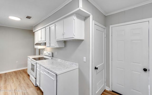314 Hanging Moss Circle, Jackson, MS 39206