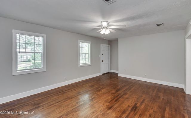 314 Hanging Moss Circle, Jackson, MS 39206