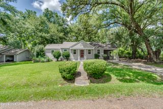 314 Hanging Moss Circle, Jackson, MS 39206