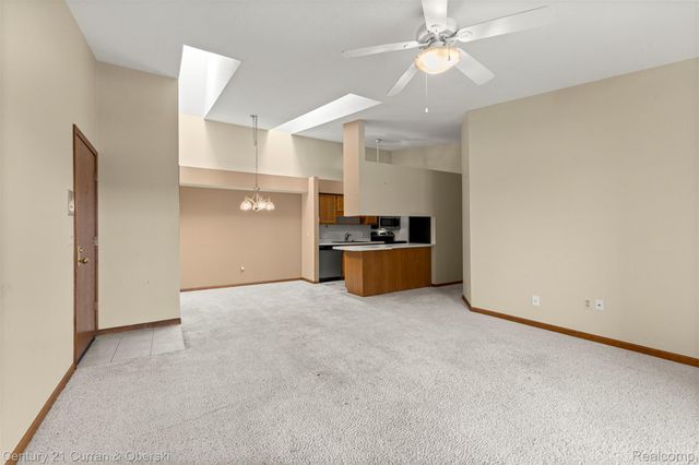 1325 Harbour Boulevard 88, Trenton, MI 48183