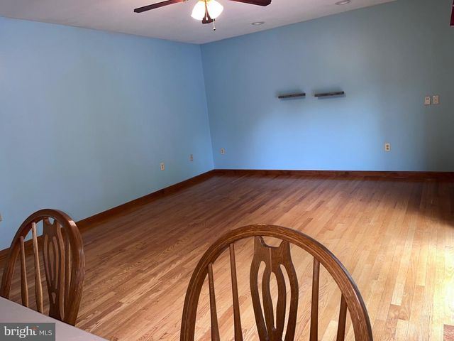 130 HOPKINS RD, New Egypt, NJ 08533