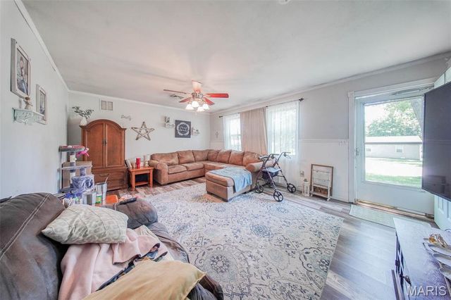 532 Christine Street, St James, MO 65559