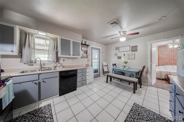 532 Christine Street, St James, MO 65559