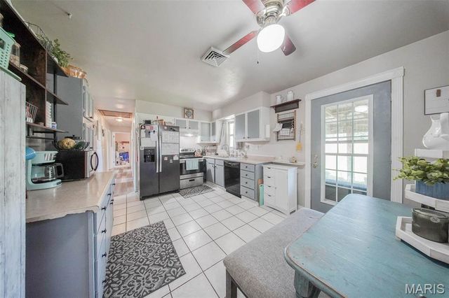 532 Christine Street, St James, MO 65559