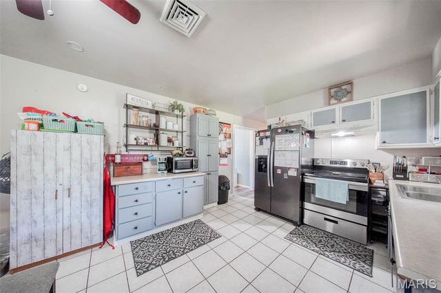 532 Christine Street, St James, MO 65559