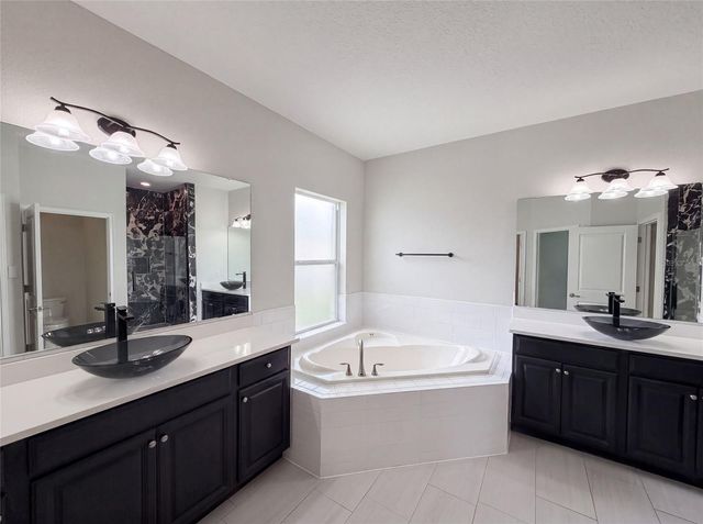 1423 PRO SHOP COURT, Davenport, FL 33896