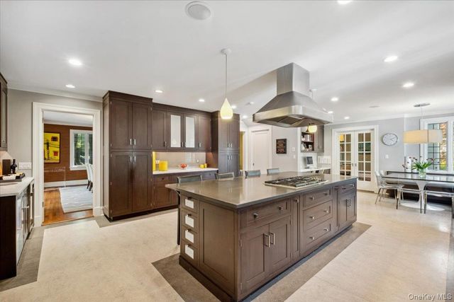 54 Inverness Road, Scarsdale, NY 10583