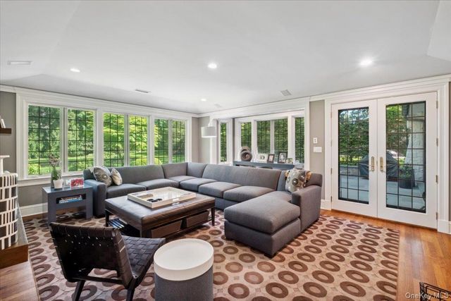 54 Inverness Road, Scarsdale, NY 10583