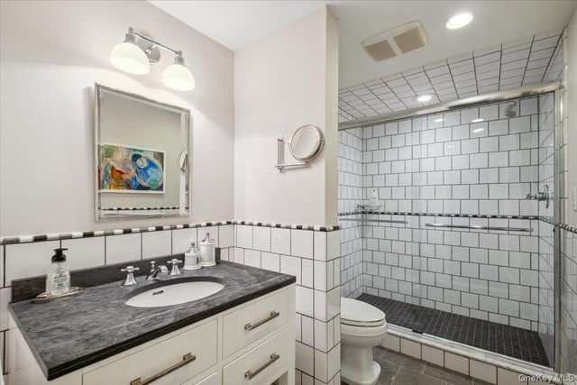 54 Inverness Road, Scarsdale, NY 10583