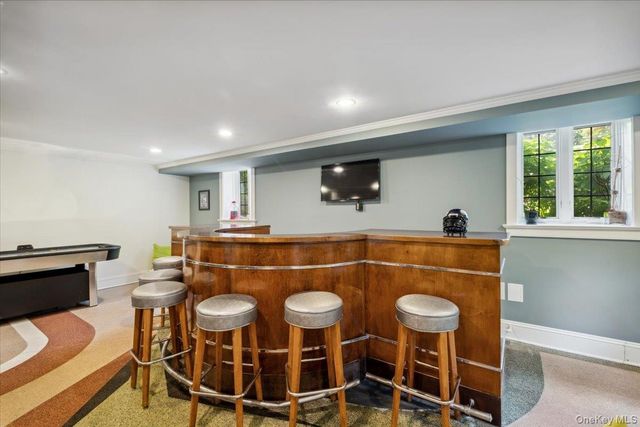 54 Inverness Road, Scarsdale, NY 10583