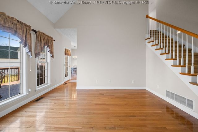 1050 St. Ives Drive, Hurricane, WV 25526