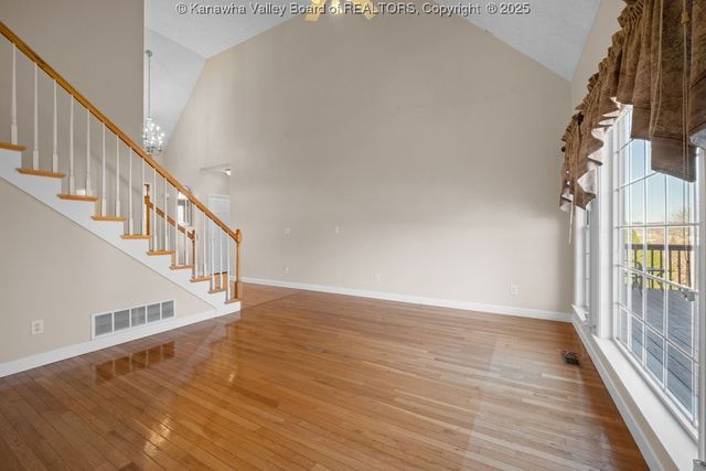 1050 St. Ives Drive, Hurricane, WV 25526