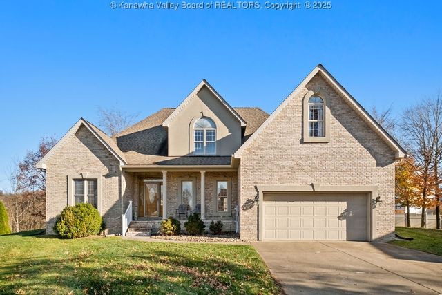 1050 St. Ives Drive, Hurricane, WV 25526