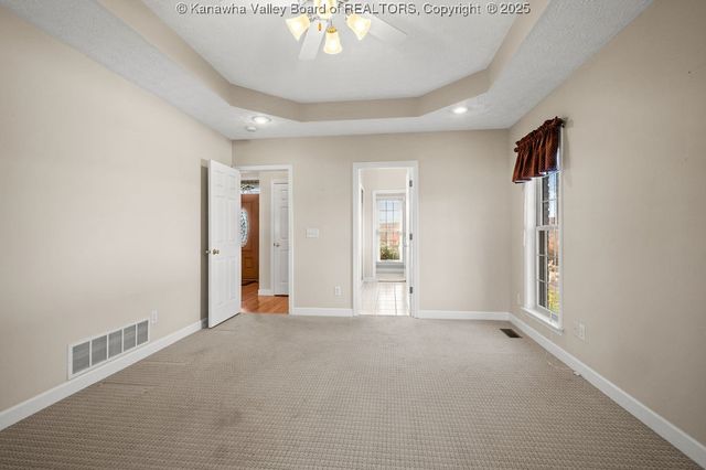 1050 St. Ives Drive, Hurricane, WV 25526