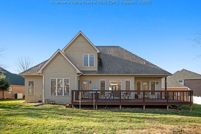 1050 St. Ives Drive, Hurricane, WV 25526