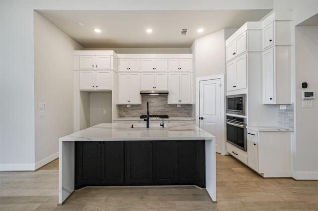 31430 Warm Kindling Way, Fulshear, TX 77441