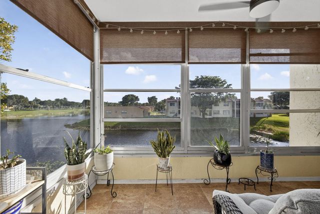 148 Lake Carol Drive, West Palm Beach, FL 33411