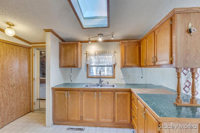 1675 W Willow Street, White Cloud, MI 49349