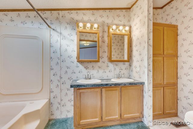 1675 W Willow Street, White Cloud, MI 49349