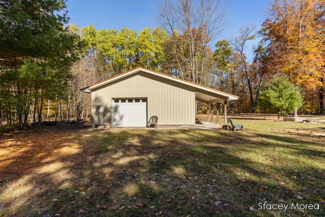 1675 W Willow Street, White Cloud, MI 49349