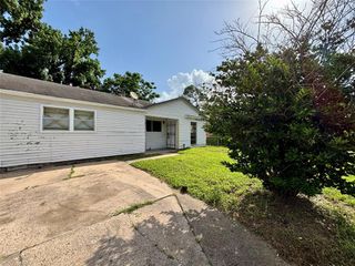 7211 Orlando Street, Houston, TX 77016