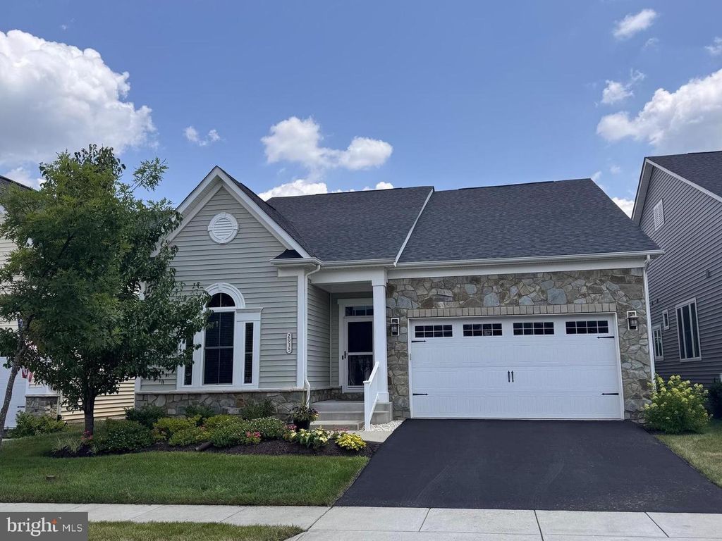 2935 LEVEE DR, Odenton, MD 21113