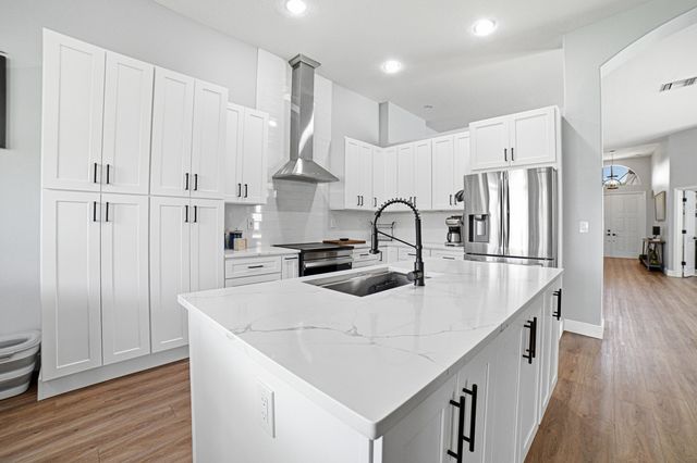 7272 Demedici Circle, Delray Beach, FL 33446