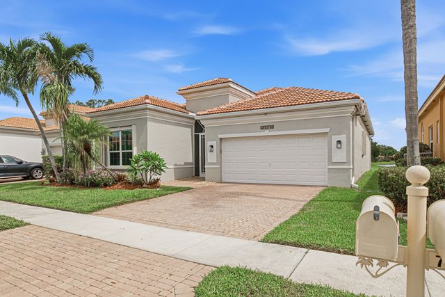 7272 Demedici Circle, Delray Beach, FL 33446