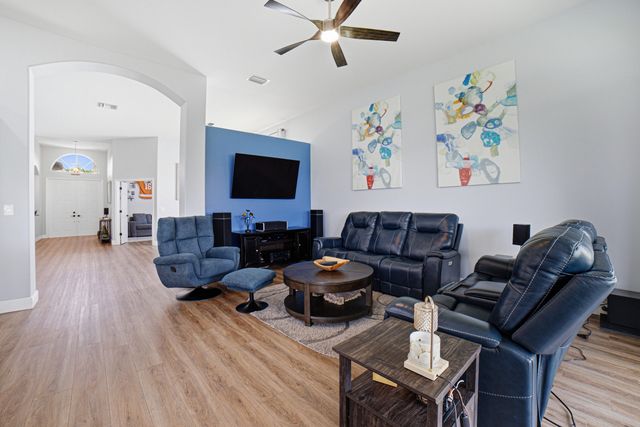 7272 Demedici Circle, Delray Beach, FL 33446