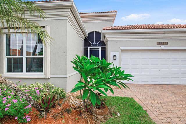 7272 Demedici Circle, Delray Beach, FL 33446