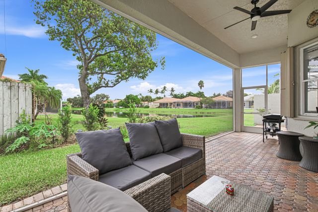 7272 Demedici Circle, Delray Beach, FL 33446