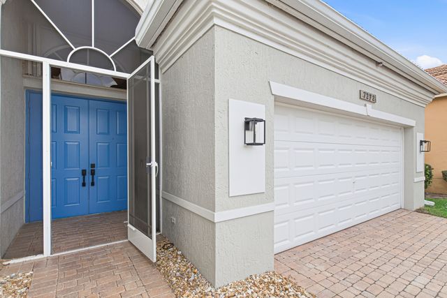 7272 Demedici Circle, Delray Beach, FL 33446
